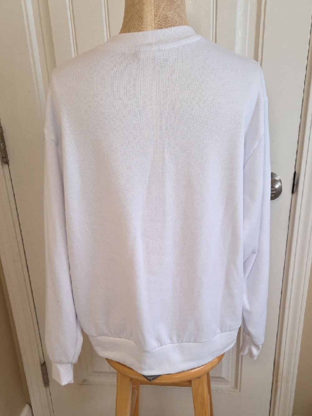 Floral Crown Frida Kahlo White Sweatshirt With Eyes And Roses - Picture 2 of 7